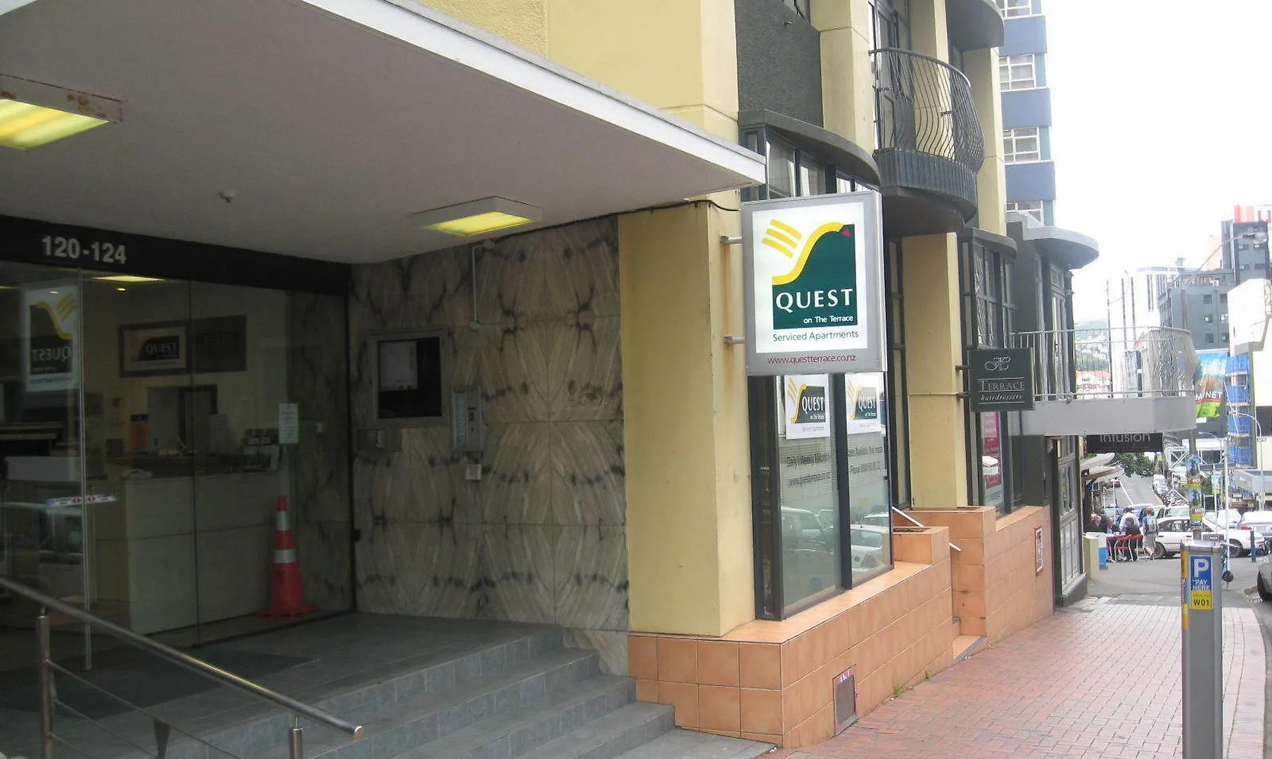 Quest On The Terrace Serviced Apartments Wellington Aparthotel