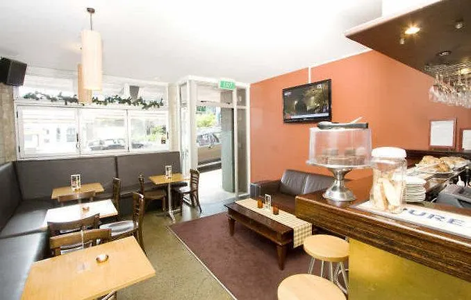 Quest On The Terrace Serviced Apartments Wellington Aparthotel
